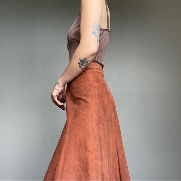 Neiman Marcus Brown Leather Jacket - Picture 4 of 13